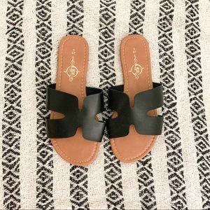Barcelona Sandals (Black)